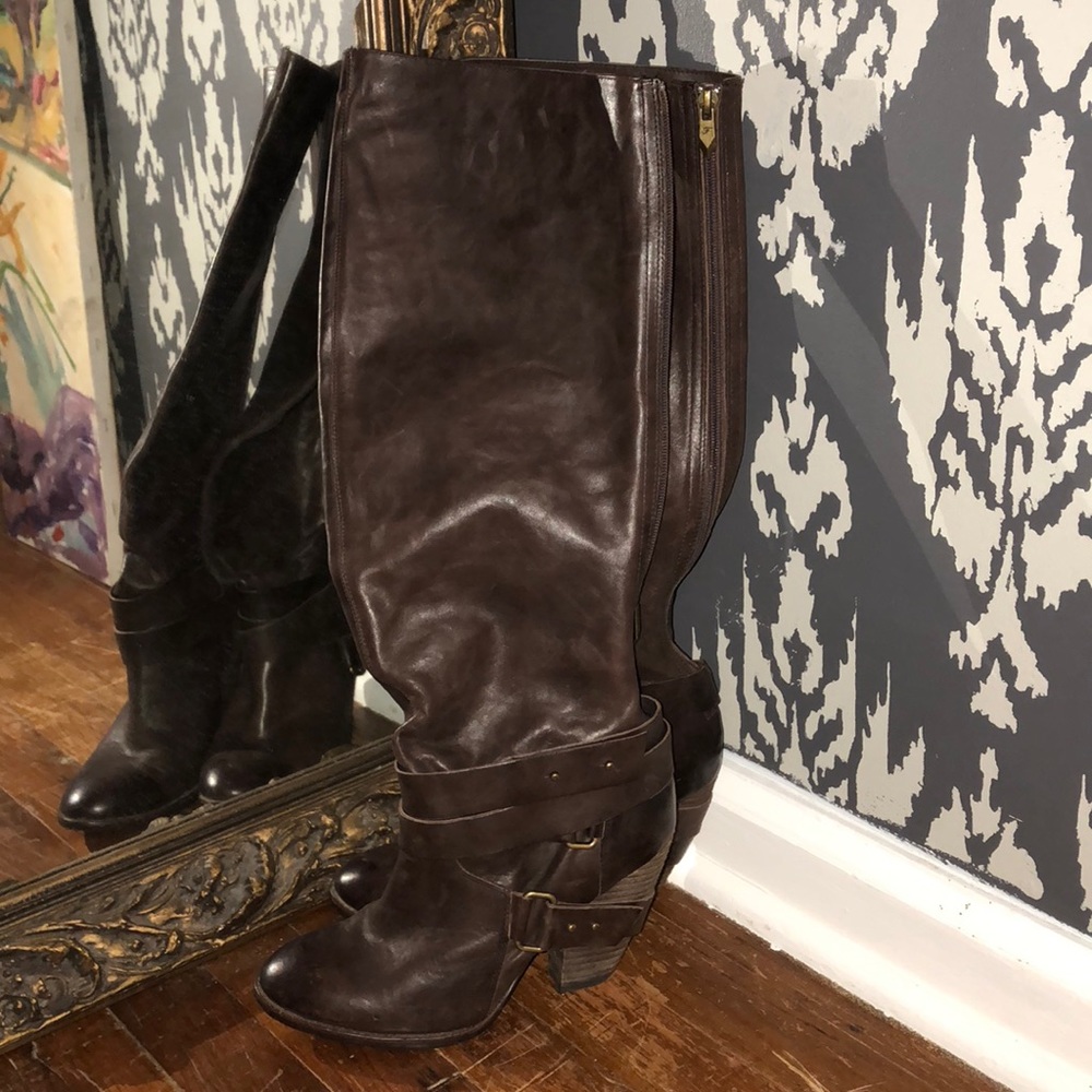 Fergie Varsity Boots